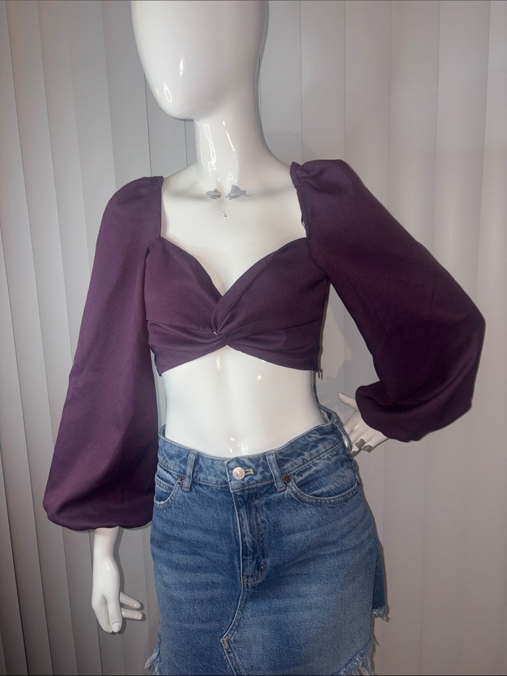 Princess Polly Carson Twist Front Balloon Sleeve Crop Top - Purple / Plum Sz 4